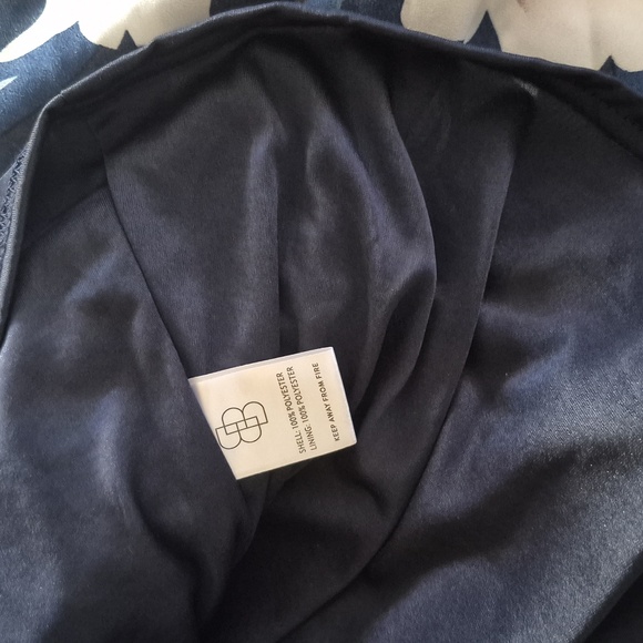 Baltic Born Short Sleeve Verona Smocked Maxi Navy White Floral Size XL  Flowing - Picture 8 of 8